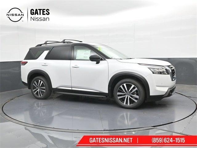 new 2025 Nissan Pathfinder car, priced at $51,962