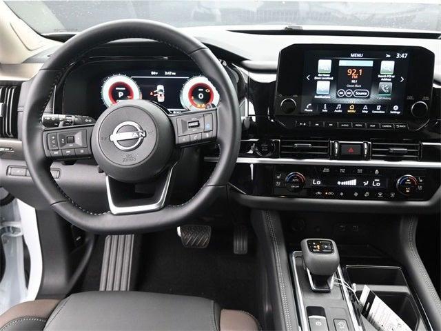 new 2025 Nissan Pathfinder car, priced at $46,962