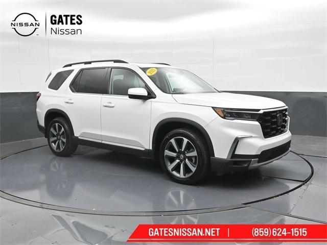 used 2025 Honda Pilot car, priced at $46,500