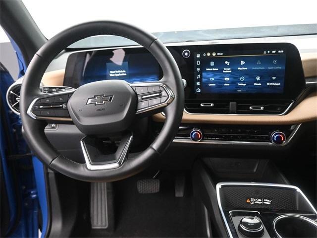 used 2025 Chevrolet Equinox car, priced at $33,990