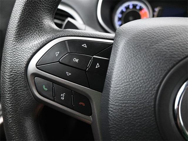 used 2020 Jeep Cherokee car, priced at $13,500
