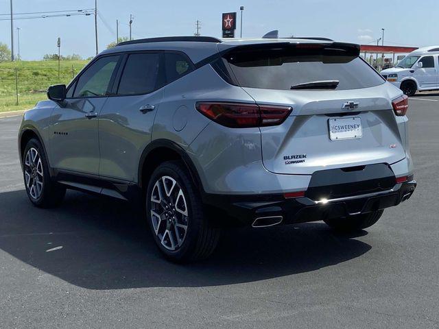 new 2025 Chevrolet Blazer car, priced at $39,931