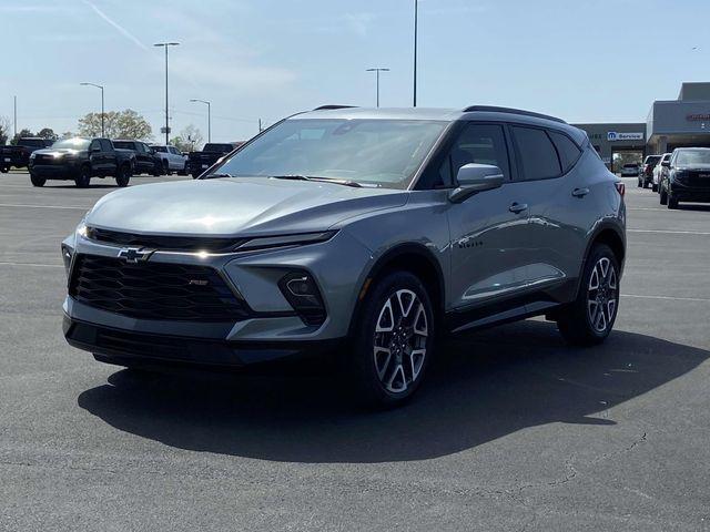 new 2025 Chevrolet Blazer car, priced at $39,931