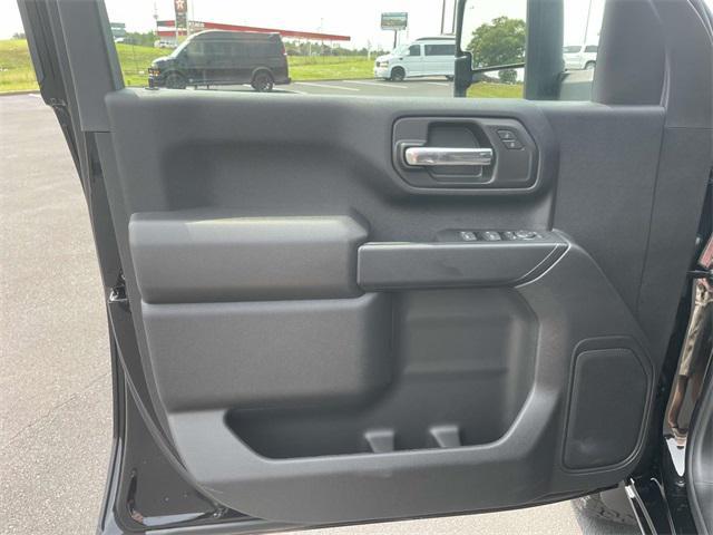 new 2025 Chevrolet Silverado 2500 car, priced at $60,876