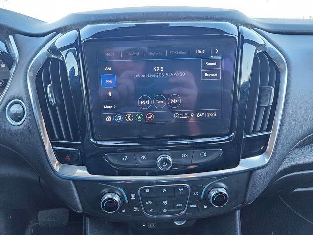 used 2023 Chevrolet Traverse car, priced at $32,400