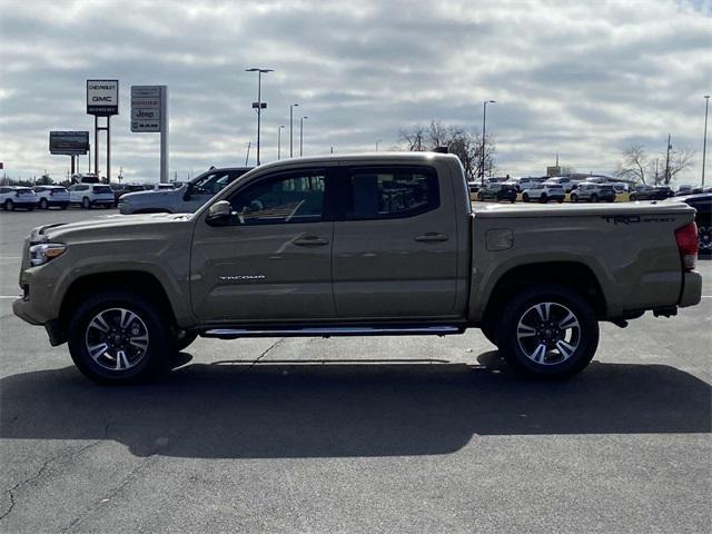 used 2016 Toyota Tacoma car, priced at $30,734