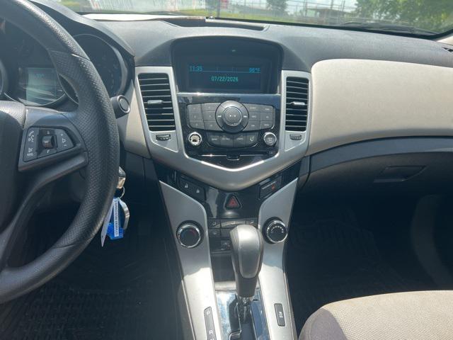 used 2013 Chevrolet Cruze car, priced at $5,995