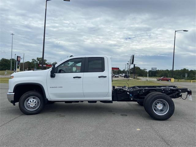 new 2024 Chevrolet Silverado 3500 car, priced at $61,793