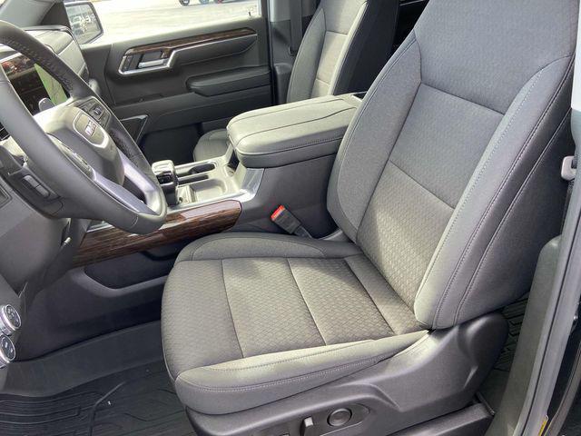 new 2025 GMC Sierra 1500 car, priced at $58,830