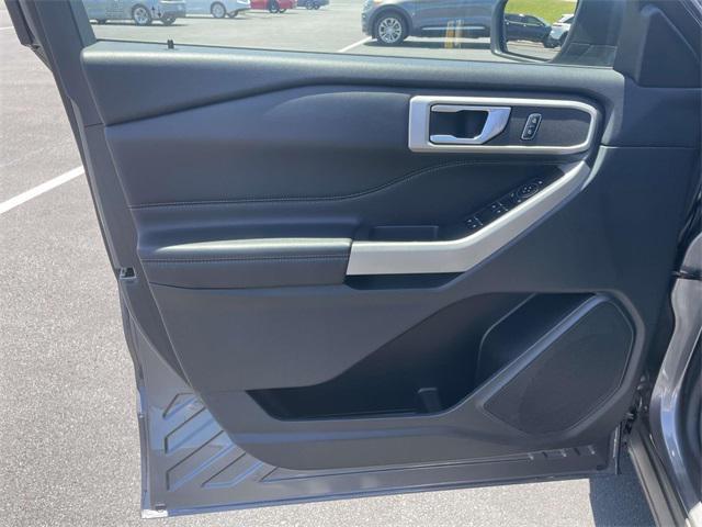 used 2023 Ford Explorer car, priced at $28,987