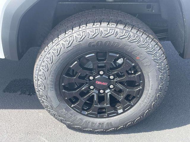 new 2026 GMC Canyon car, priced at $40,442