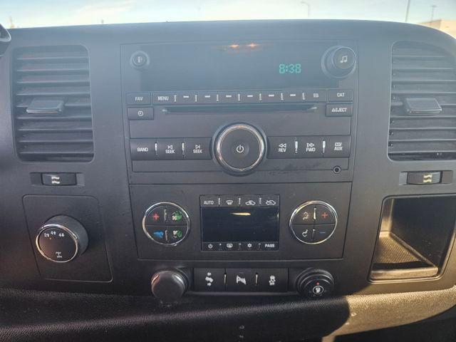 used 2013 GMC Sierra 2500 car, priced at $17,495