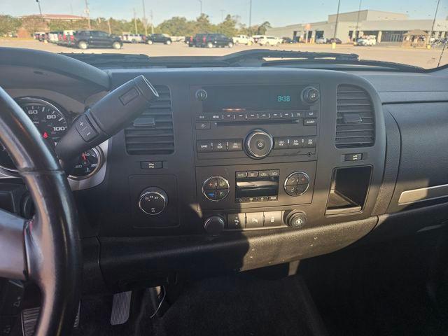 used 2013 GMC Sierra 2500 car, priced at $17,495