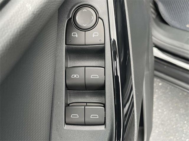 new 2026 Chevrolet Equinox car, priced at $29,995