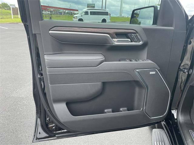new 2025 GMC Sierra 1500 car, priced at $59,700