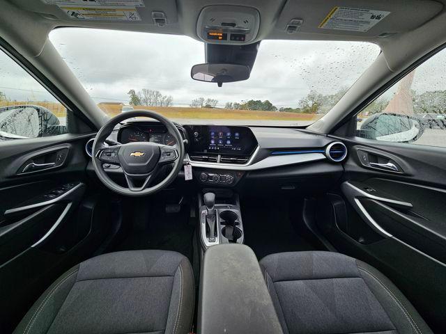 used 2025 Chevrolet Trax car, priced at $20,400