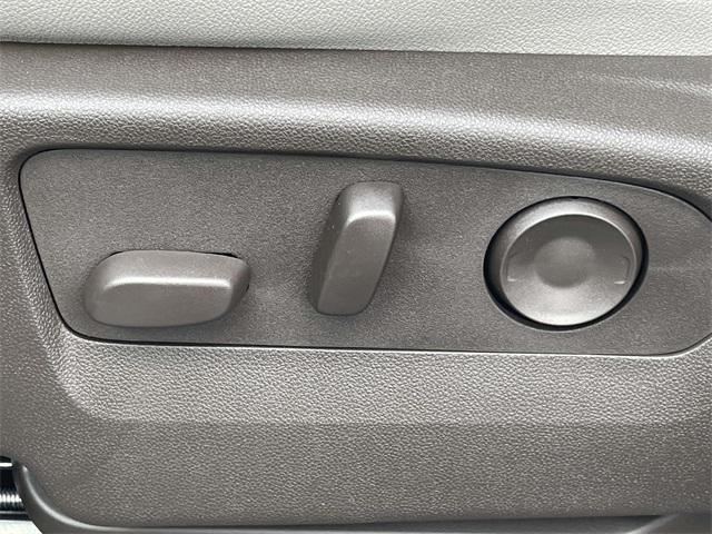 new 2025 GMC Yukon car, priced at $72,140