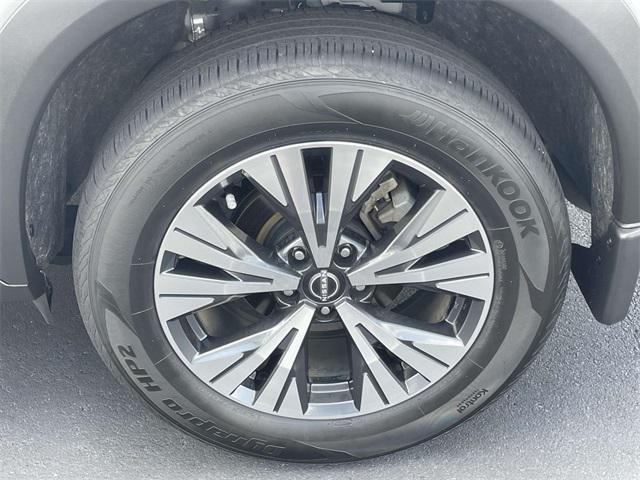 used 2023 Nissan Rogue car, priced at $22,399