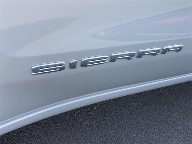 new 2024 GMC Sierra 1500 car, priced at $42,010