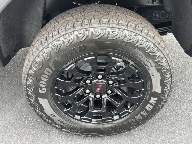 new 2026 GMC Canyon car, priced at $40,460