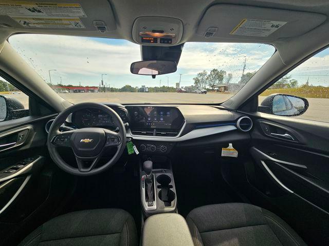 used 2024 Chevrolet Trax car, priced at $19,299