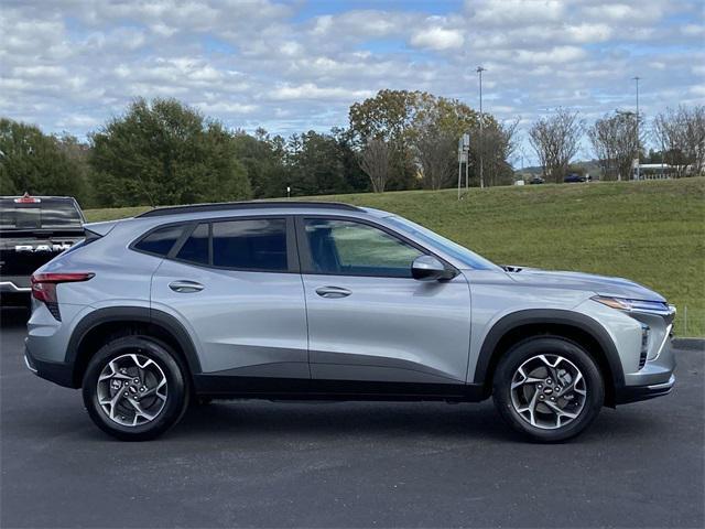 new 2025 Chevrolet Trax car, priced at $23,595