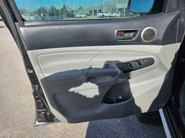 used 2014 Toyota Tacoma car, priced at $17,990