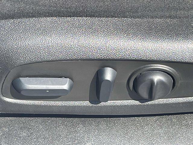 used 2022 Chevrolet Equinox car, priced at $18,999