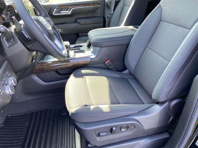 new 2025 GMC Sierra 1500 car, priced at $56,285