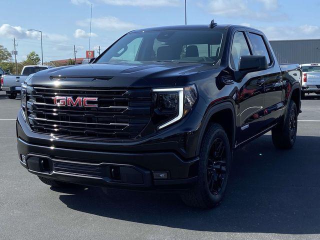 new 2025 GMC Sierra 1500 car, priced at $56,285