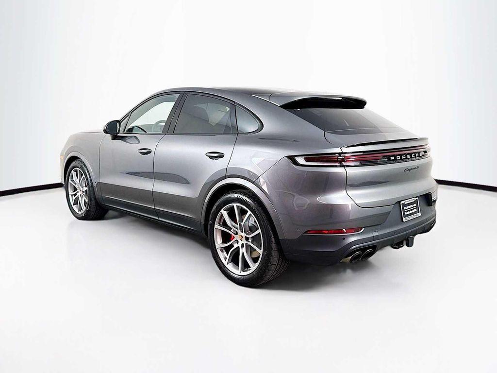 new 2025 Porsche Cayenne car, priced at $136,005