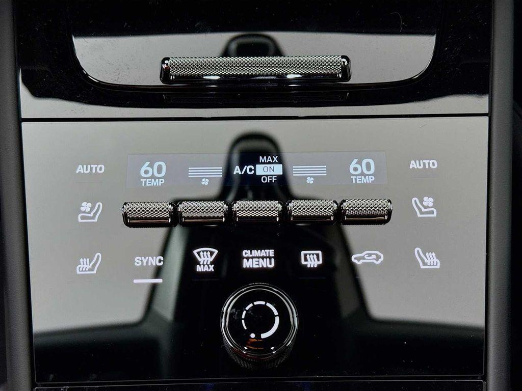 new 2025 Porsche Cayenne car, priced at $136,005