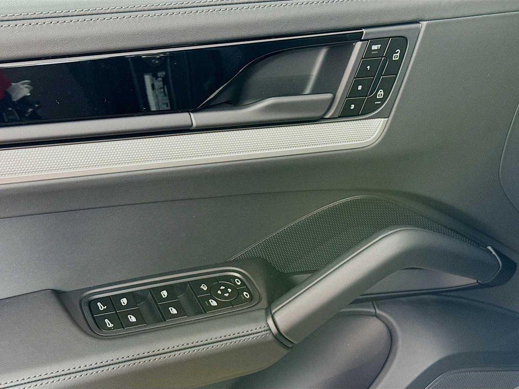 new 2025 Porsche Cayenne car, priced at $136,005