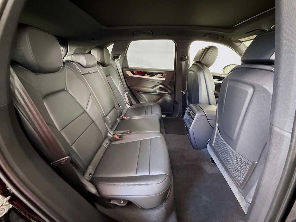 new 2025 Porsche Cayenne car, priced at $95,555