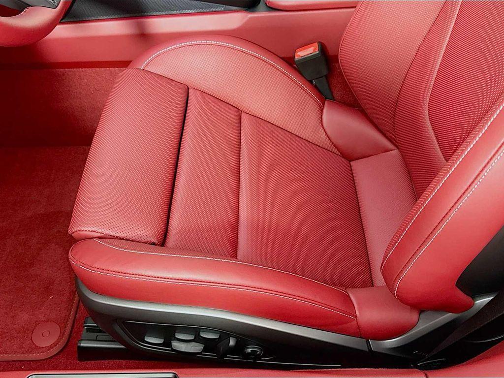 new 2024 Porsche 911 car