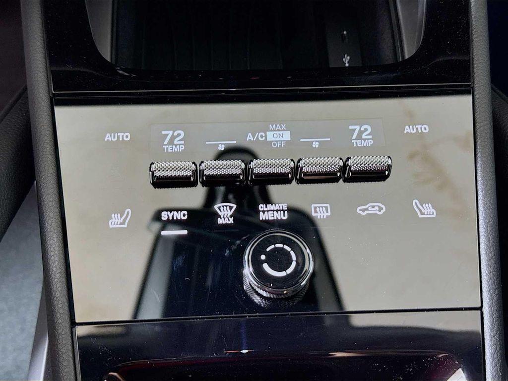 new 2025 Porsche Cayenne car, priced at $122,435