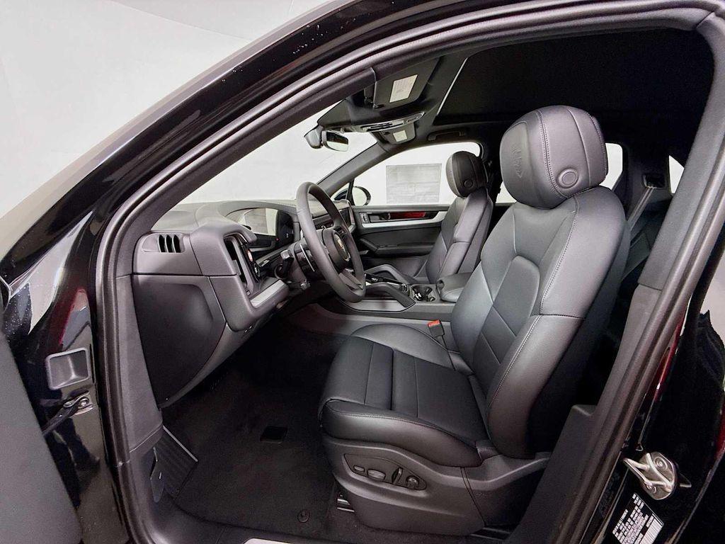 new 2025 Porsche Cayenne car, priced at $99,735