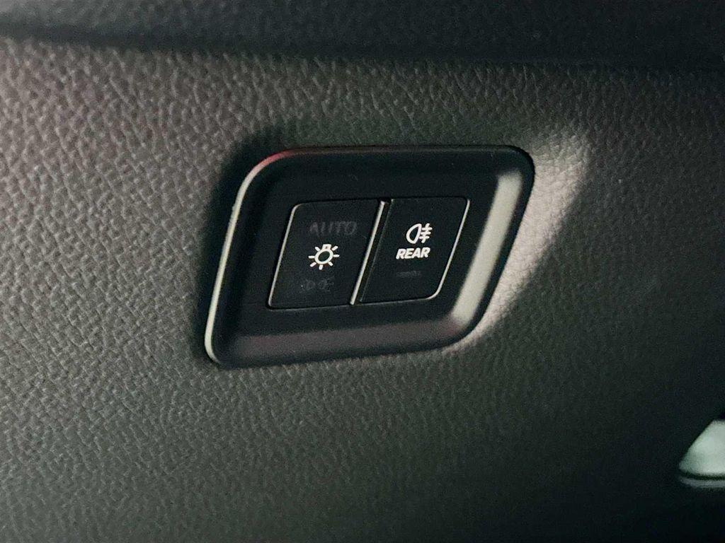 new 2025 Porsche Cayenne car, priced at $99,735