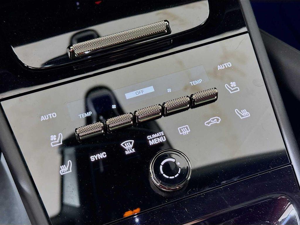 new 2025 Porsche Cayenne car, priced at $180,125