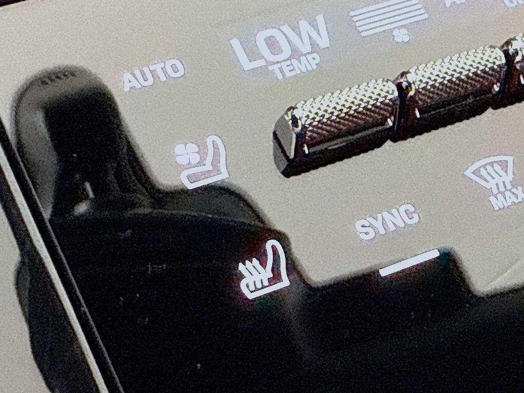 new 2025 Porsche Panamera car, priced at $116,655