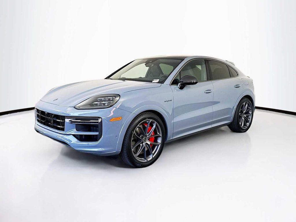 new 2025 Porsche Cayenne car, priced at $183,555