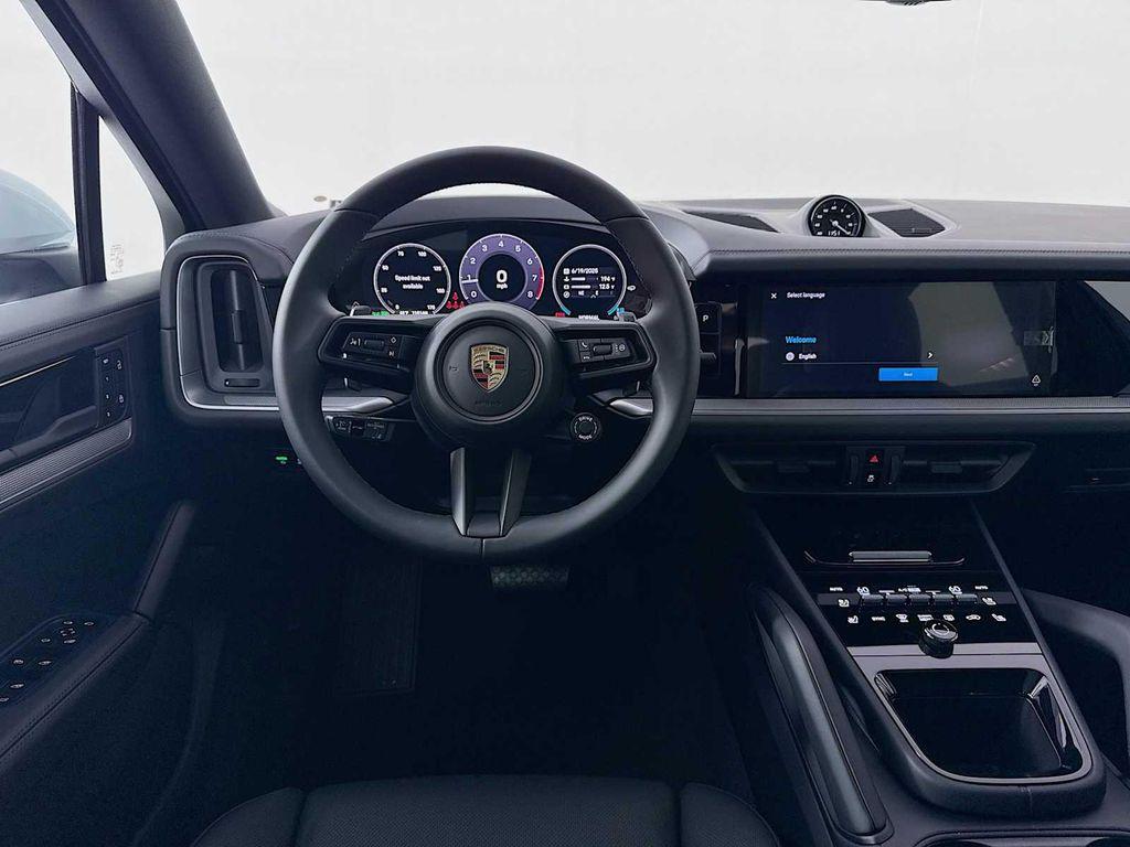 new 2025 Porsche Cayenne car, priced at $112,065