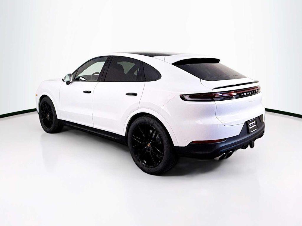 new 2025 Porsche Cayenne car, priced at $112,065