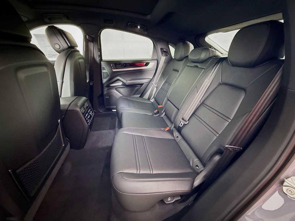 new 2025 Porsche Cayenne car, priced at $136,485