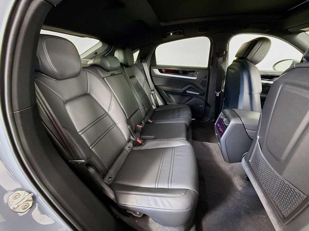 new 2025 Porsche Cayenne car, priced at $136,485