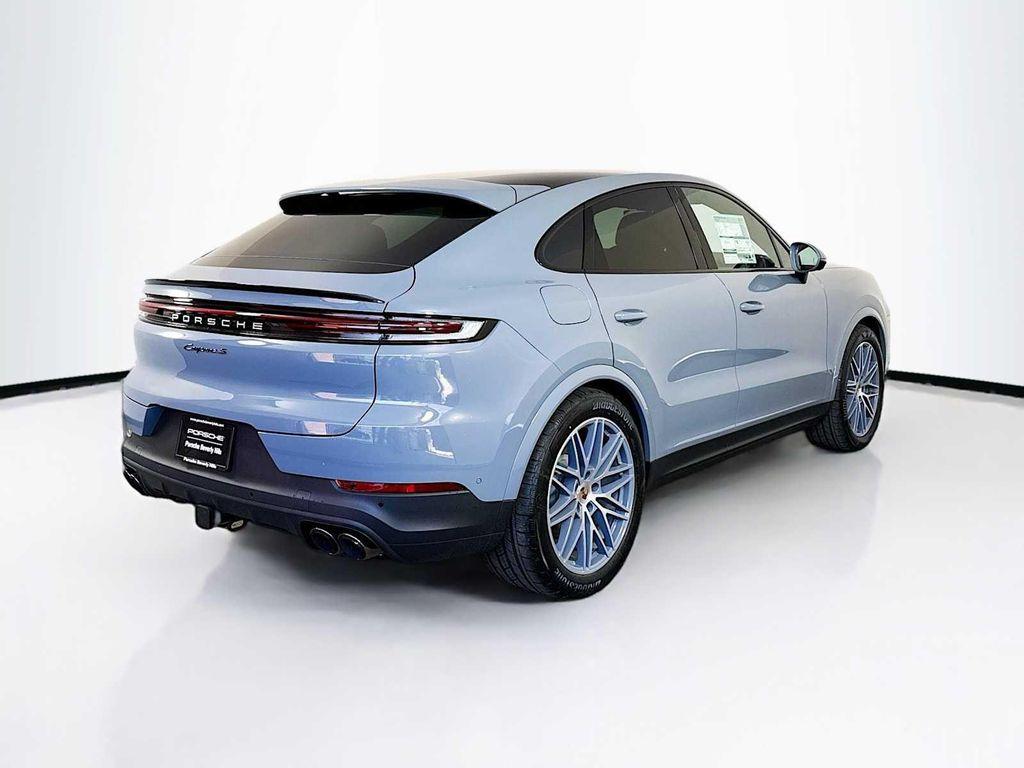 new 2025 Porsche Cayenne car, priced at $136,485