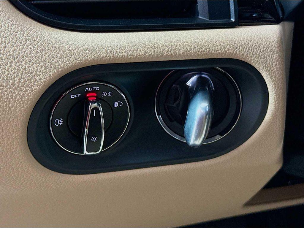 new 2025 Porsche Macan car, priced at $71,435