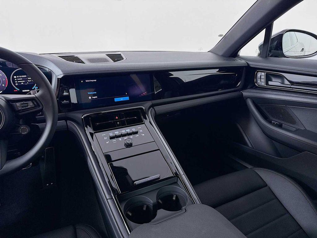 new 2025 Porsche Panamera car, priced at $123,315