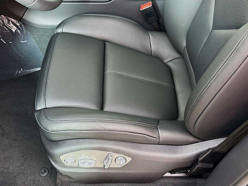 new 2025 Porsche Macan car, priced at $78,075