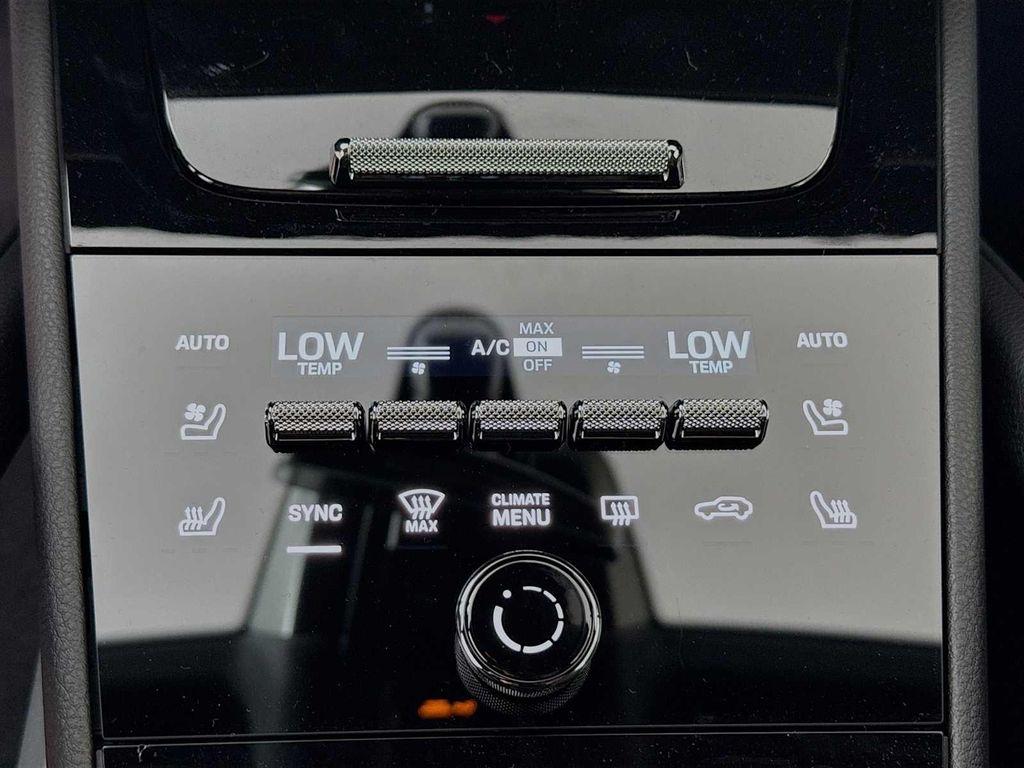 new 2026 Porsche Cayenne car, priced at $101,170